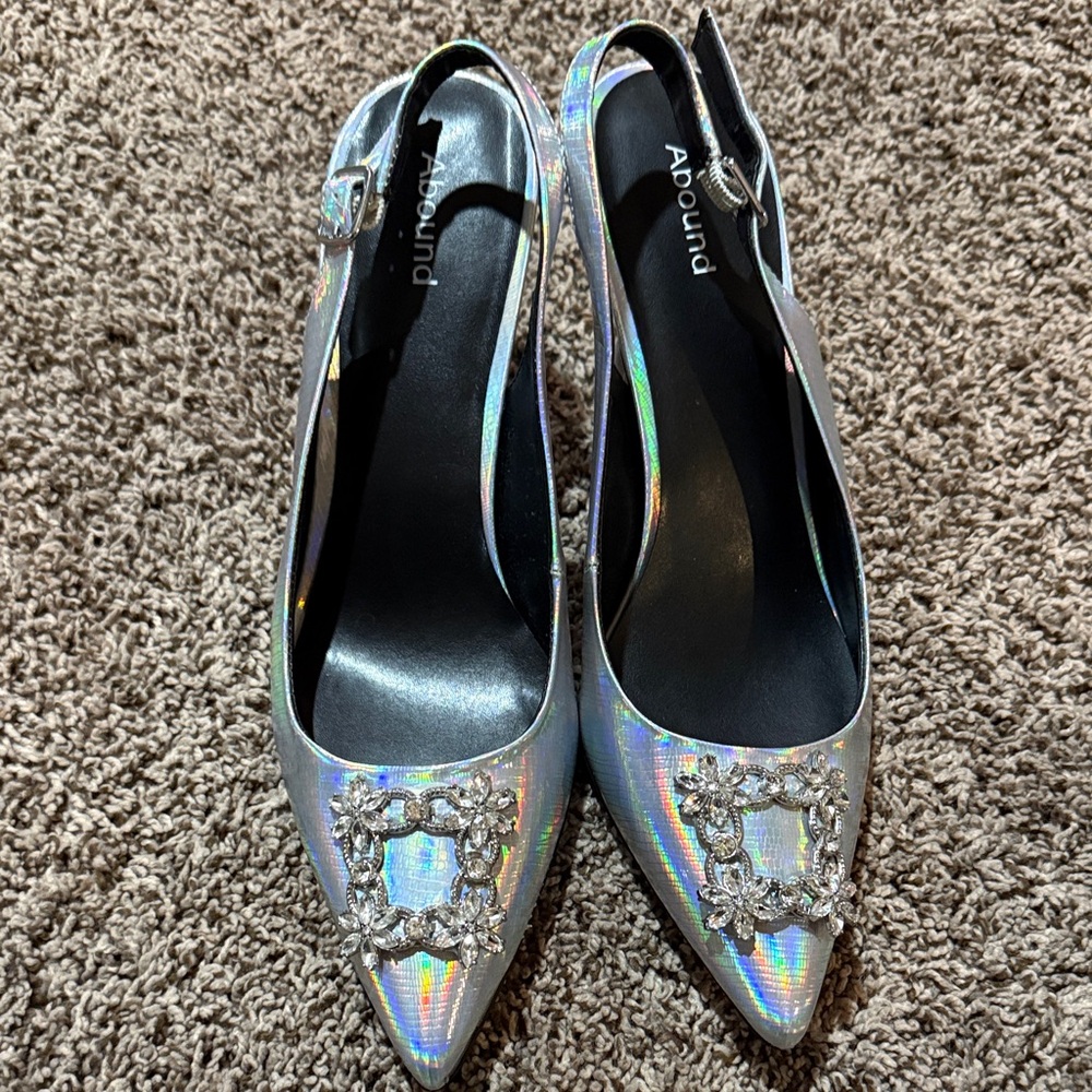 Abound Iridescent Silver Heels, women’s size 10 - adorable - Picture 1 of 4